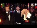 Christina Aguilera - "Fighter" (Live) 