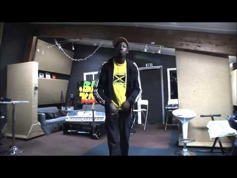 Kwanz - Freestyle de Noel Samsock.TV ( Clandest'1 )