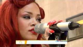 Rihanna performs California King Bed LIVE! on Today Show &quot;Toyota Concert&quot; 2011