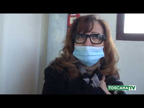 2021-03-20 PISTOIA - VACCINAZIONI, FILE PER RICEVERE IL SIERO