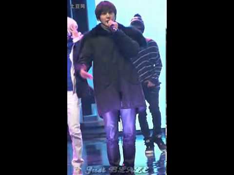 101223 Gayo Daejun Bonamana Rehearsal Kyuhyun Focus