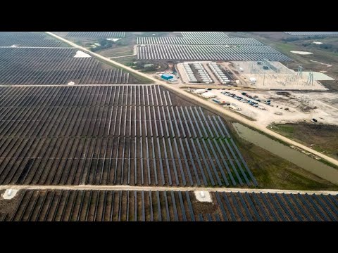 ‘Amazing’ giant $350M solar farm reshapes landscape near Abbott, north of Waco