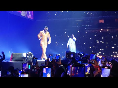 FALLY IPUPA  FEAT TAYC - SUIS MOI (PARIS LA DÉFENSE ARENA CONCERT OFFICIEL 4K)