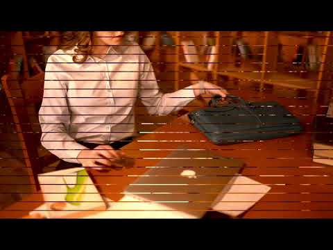 Genuine leather 16 inch vaku luxos marcella laptop bag