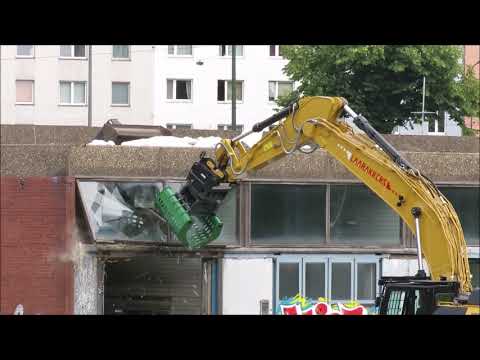 Bagger CAT 352F XE Abriss Postverteilzentrum