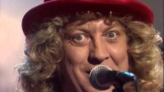 Slade - 7 Year Bitch (1985) HQ