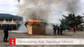 preview picture of video 'simulasi pemadaman api'