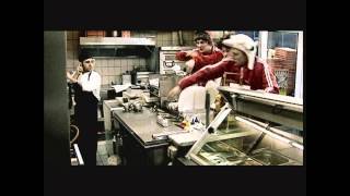 Torrpedorr - Lommen Fuld Af Guld (2007 - Officiel Musikvideo)