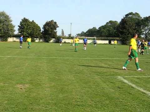 Ruch Stanowice - Polonia Niewiadom (Rybnik) 18.09.2011 Fragment meczu cz1