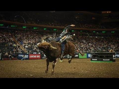 Luke Evans on 'Beauty and the Beast' and Co-Star Emma Watson