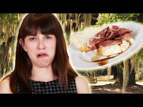 南方食物到底好不好吃？美國人吃給你看！ (Americans Try Southern Food For The First Time)