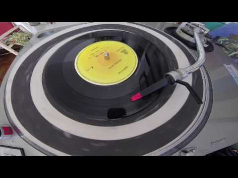 Golden Boys ‎– Eu Bebo Sim (1973)