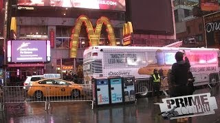 preview picture of video 'New York City - Times Square McDonalds'