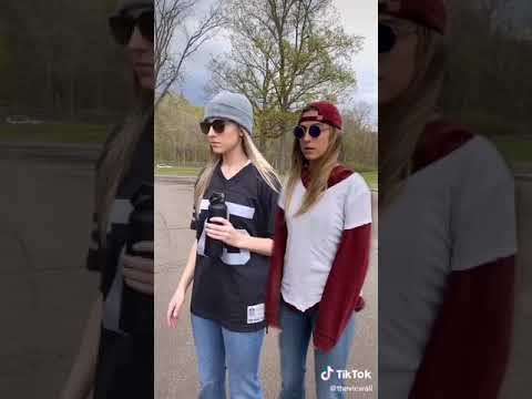 Ardillas por doquier(en ingles) resubido tik tok