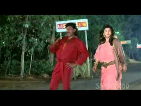 Poster sooni sadak pe na jaa akele