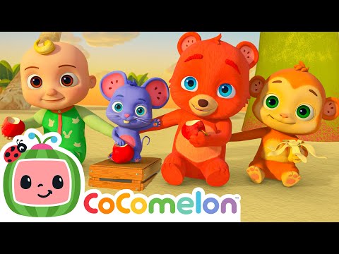 The Animal Gang Have Lunch 🍎 Apples and Bananas 🍌 CoComelon JJ's Animal Time | Animal Songs