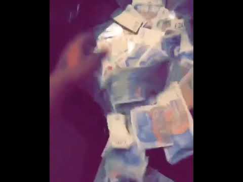 Kd Blockmoney- splashes out grands