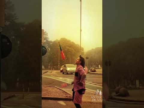 Malabarista Bvr. General Artigas y Av. 18 de Julio Parque Batlle MontevideoUruguay