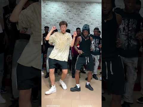 Justin99 & Pcee & Uncle Vinny & Yumbs - Sghubu Sa Yammy Official Dance Video By Calvinperbi & Senho