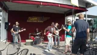 BOONE - Summer Girls - Video Shoot Behind The Scenes