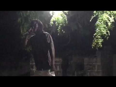 Regarde la très belle présentation de MC Boubsy te fais rire