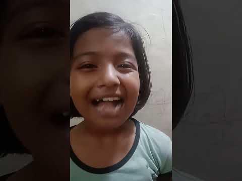 dhriti Triwedi the Loyolean telling all the fruits name in spanish as called out the word english