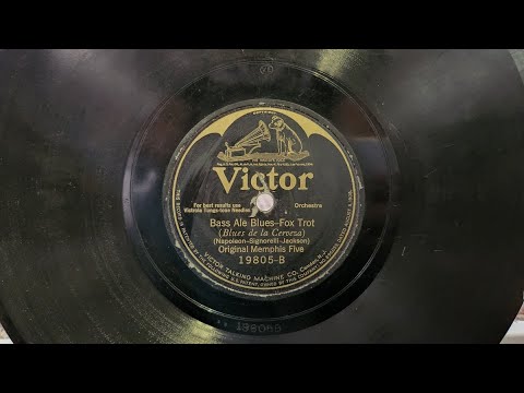 "Bass Ale Blues" ~ The Original Memphis Five 1925 (Victor Credenza Phonograph)