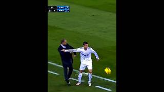 Download lagu Pepe Instantly Defended Ronaldo π mp3 Download lagu Pepe Instantly Defended Ronaldo π mp3