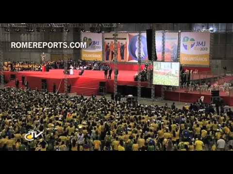 Francisco llama a los jóvenes a ¨rebelarse¨