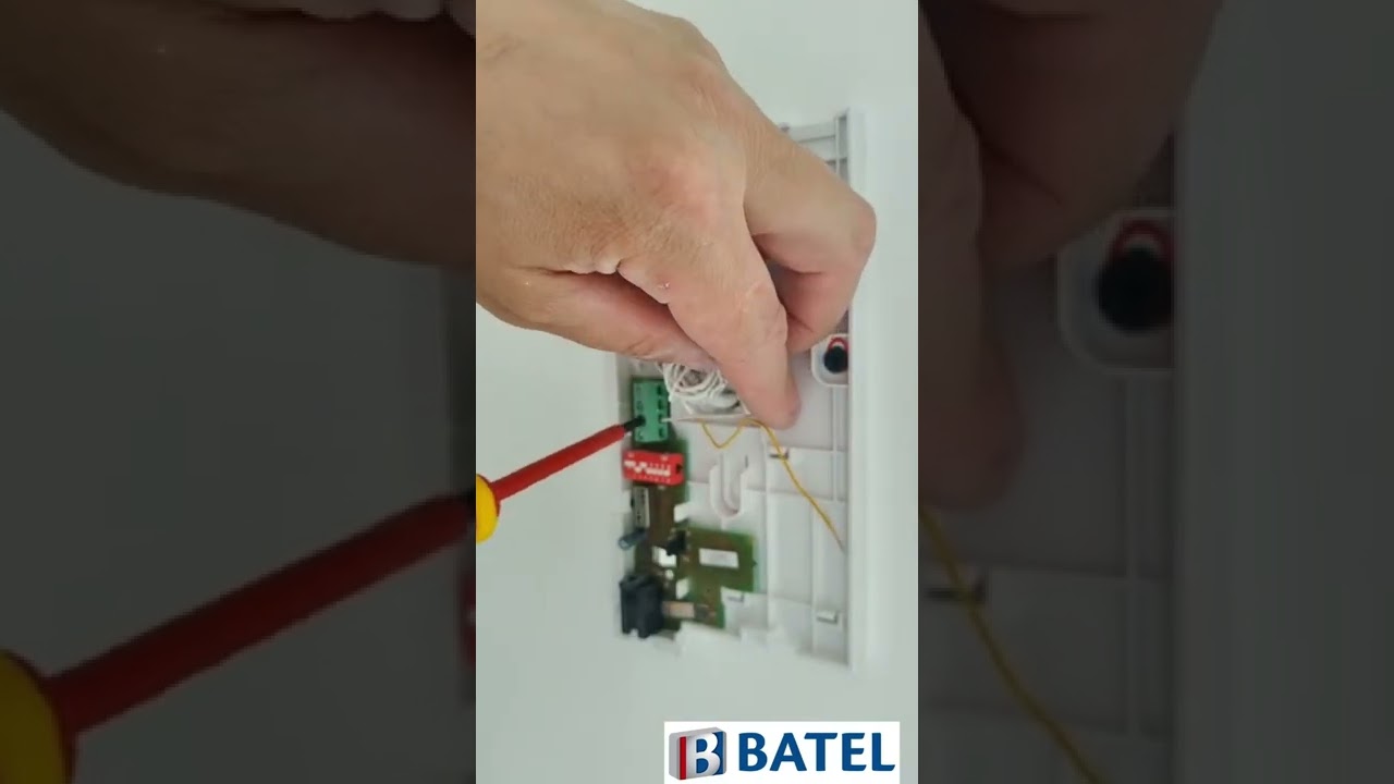 BATEL INSTALACIÓN DE CITÓFONO COMELIT
