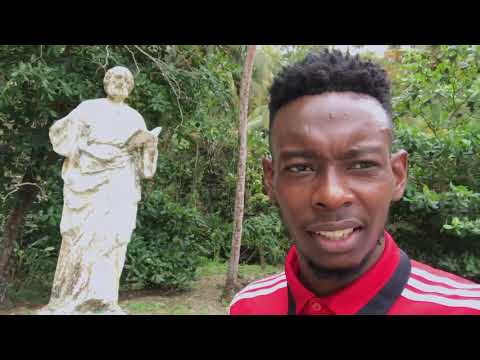 Hike to Saut d'Eau Bay