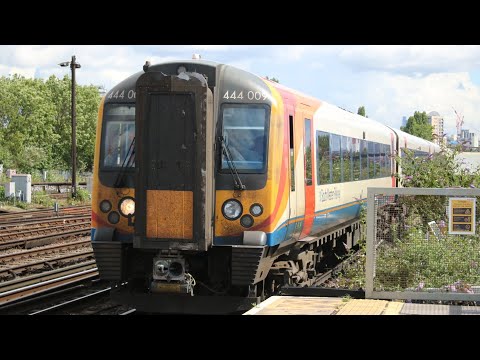 19:30 London Waterloo - 21:29 Bournemouth | SWR Class 444