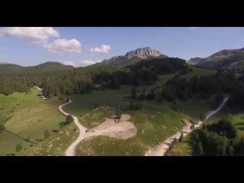 Planina Bjelasnica i selo Sinanovici