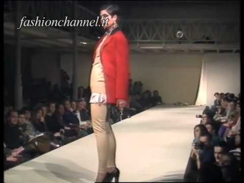 "Vivienne Westwood" Autumn Winter 1991 1992 Paris 1 of 4 Pret a Porter Woman by FashionChannel