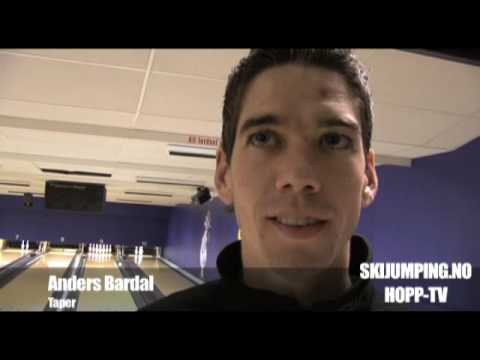 The Norwegian skijumping team: Bowling