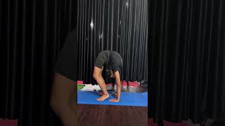 Handstand Pose demonstration thumbnail