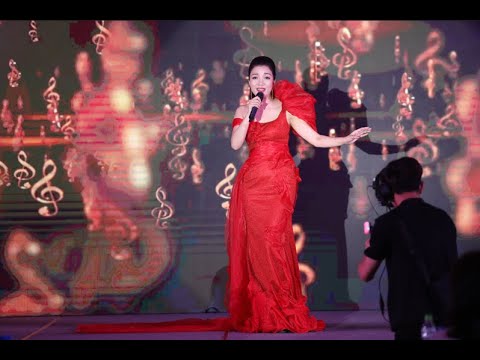 TRĂNG CHIỀU - PHẠM THU HÀ & NS.ĐẶNG HỮU PHÚC | VINIF 2022: LỄ CÔNG BỐ & SƠ KẾT CÁC DỰ ÁN KHCN & VHLS