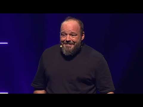 Stephanie and Richard 👩‍⚕️🩺👔🏦