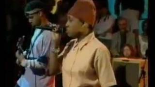 I Know (Dionne Farris song) UK LIVE