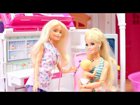 Barbie Dolls Fast Care Clinic Pretend Play