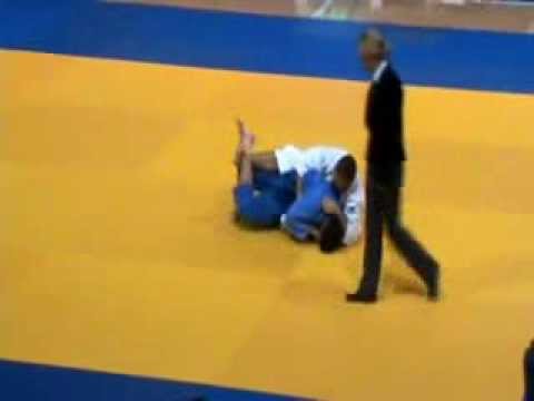 Judo turnir Zvonko Osmajlic 2010 Finale -73kg, Miloš Mijalković - Filip Križan .flv