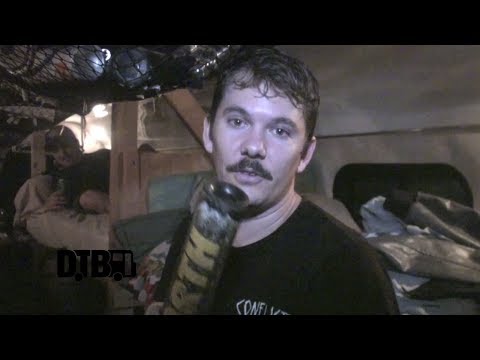 Adestria - BUS INVADERS Ep. 557