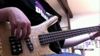Video thumbnail for MusicMan Stingray vs Warwick FNA Jazzman by Thibault Delattre