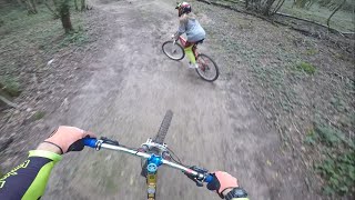 Je la percute en DH ! // Il tombe comme du n'importe quoi // Freeride Spot Secret