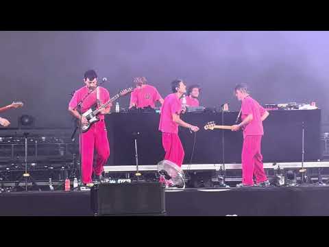 Mike D. Beastie Boys. Sabotage & I wanna be sedated (RAMONES). Live Barcelona 2018