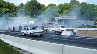 preview picture of video 'round 2 Bob Banning Dodge  versus Color me Gone  at Mason Dixon Dragway may 31' 09'