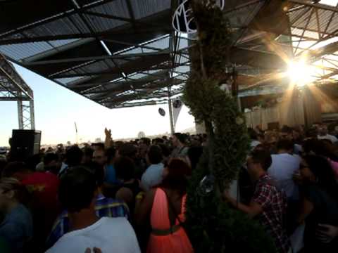 Mobilee Rooftop Sonar 2012 - Day 1 - Pan Pot