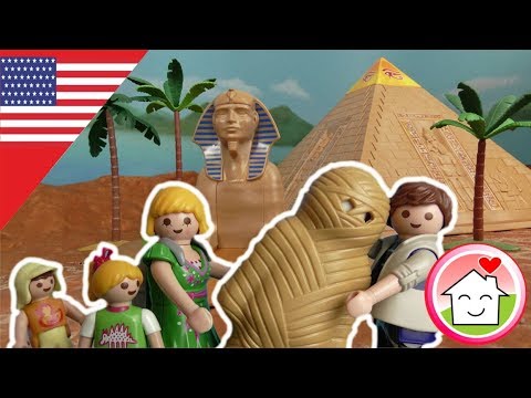 Playmobil English The Hauser Family at the Pyramids