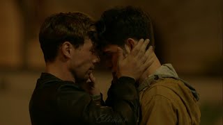 Lana Del Rey - Happiness is a butterfly // Merlí