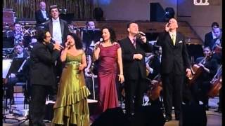 Have yourself a merry little Christmas - Oto Pestner &amp; New York Voices (live)